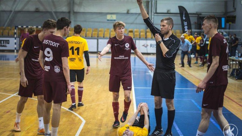 2. vieta Rīgas skolu telpu futbola kausā 2018