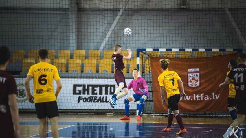 2. vieta Rīgas skolu telpu futbola kausā 2018