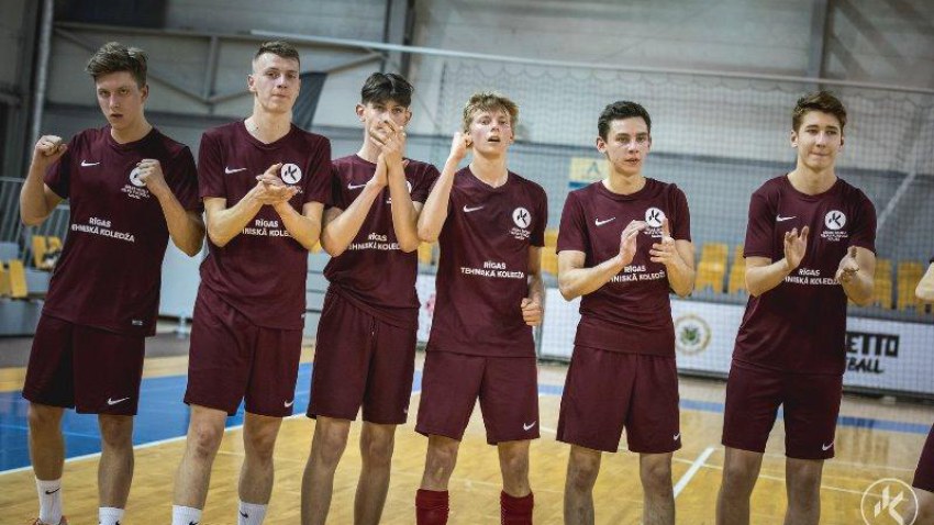 2. vieta Rīgas skolu telpu futbola kausā 2018