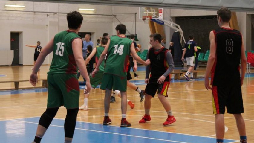 1. vieta Latvijā AMI sacensībās basketbolā