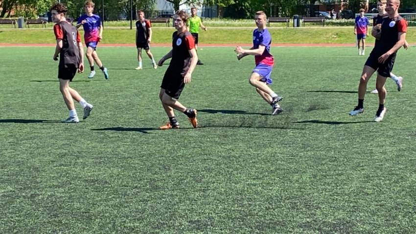 1.vieta Latvijas republikas sacesībās futbolā.