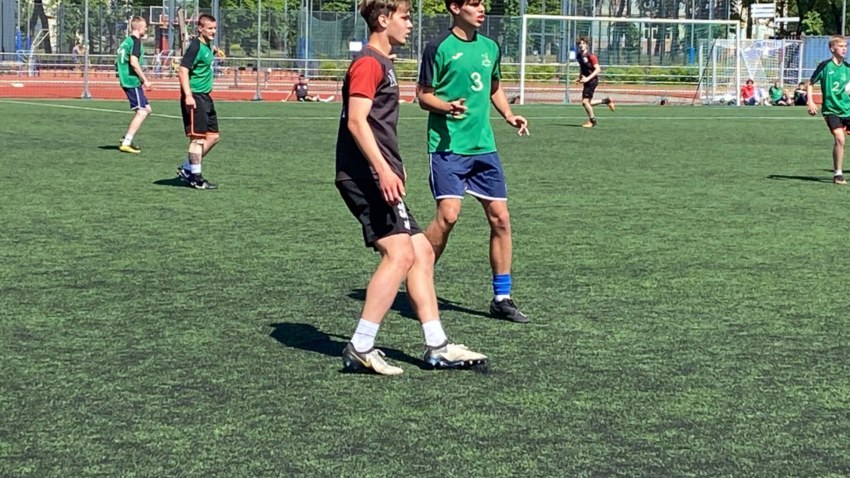 1.vieta Latvijas republikas sacesībās futbolā.