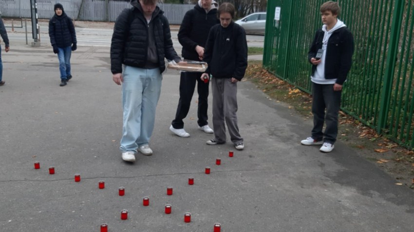 11.novembris Lāčplēša diena Rīgas Tehniskā koledža , pieminam Latvijas brīvības cīnītājus, aizdedzinot svecītes!