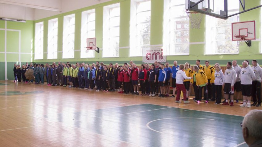 1.vieta profesinālās izglītības darbinieku sporta spēlēs Kandavā 2017